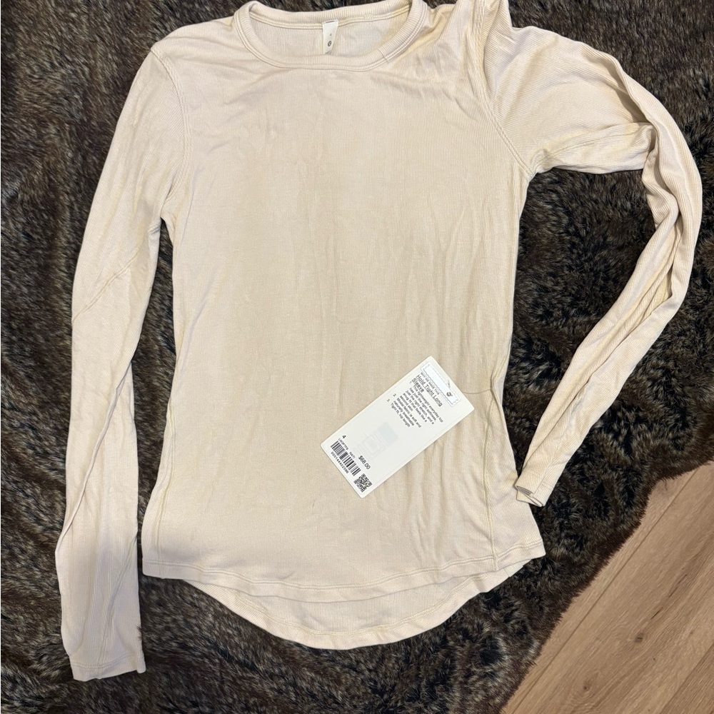 Lululemon Athletica Beige Long Sleeve Top